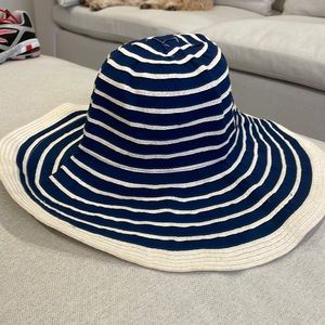 Never worn Hat stuff sun hat